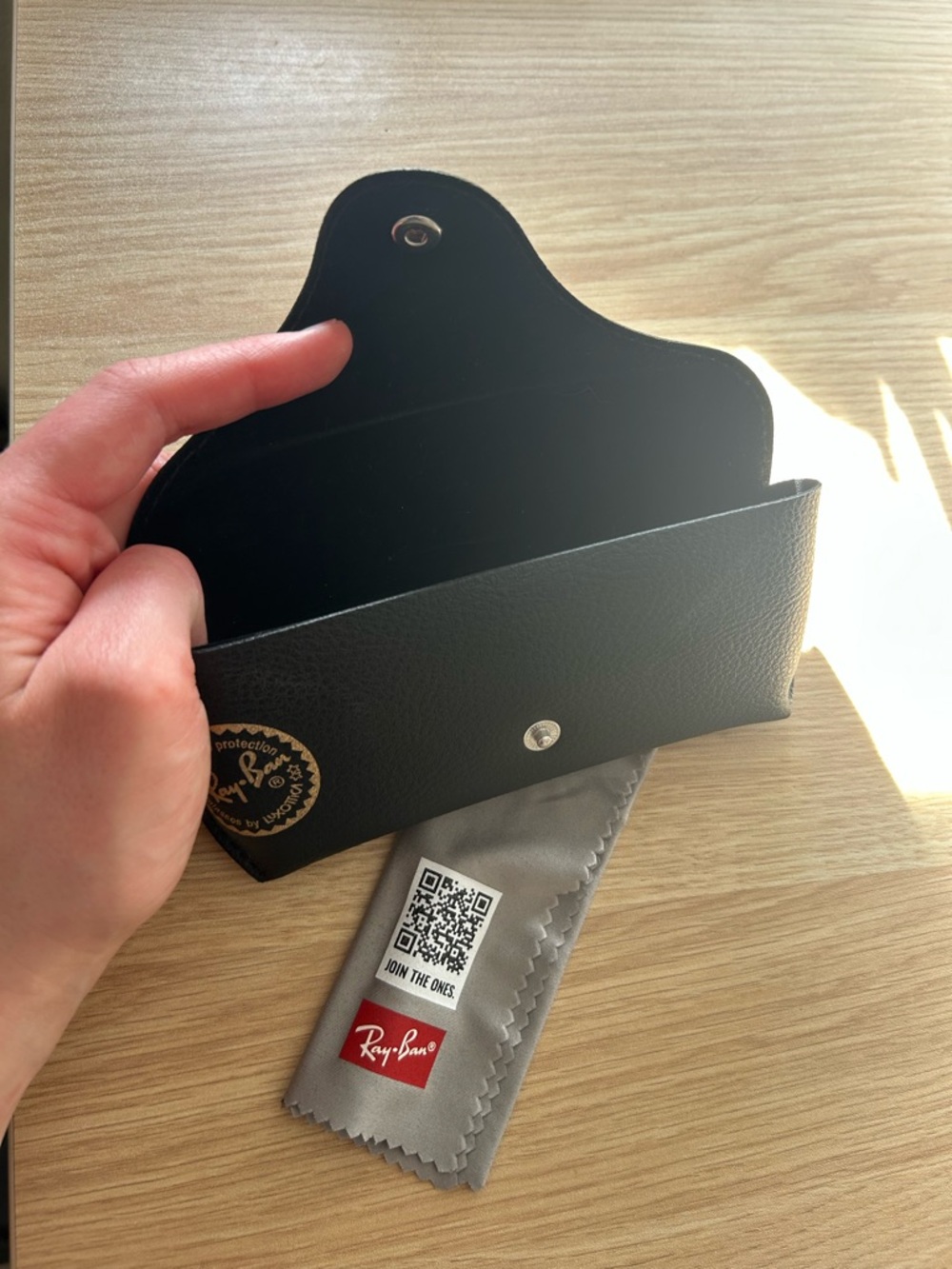 Ray-Ban New Wayfarer Sunglasses in Black - Picture 6 of 6